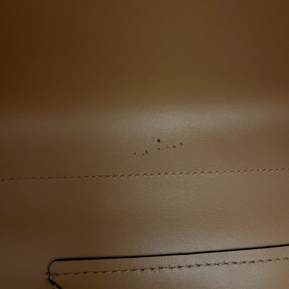 SOLD- Beautiful TB large tote. Excellent used condition. - Picture 2 of 5